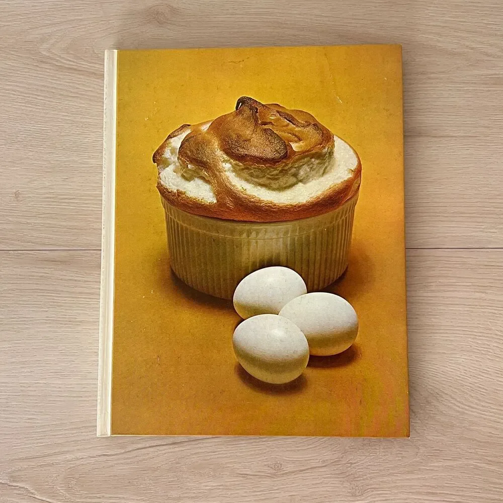 Vintage 70s Time-Life Books Foods of the World Set of 6 and 1 recipe booklet
